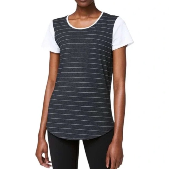 Lululemon Love crew Striped Gray and White Women's Top size 8 - Picture 5 of 5